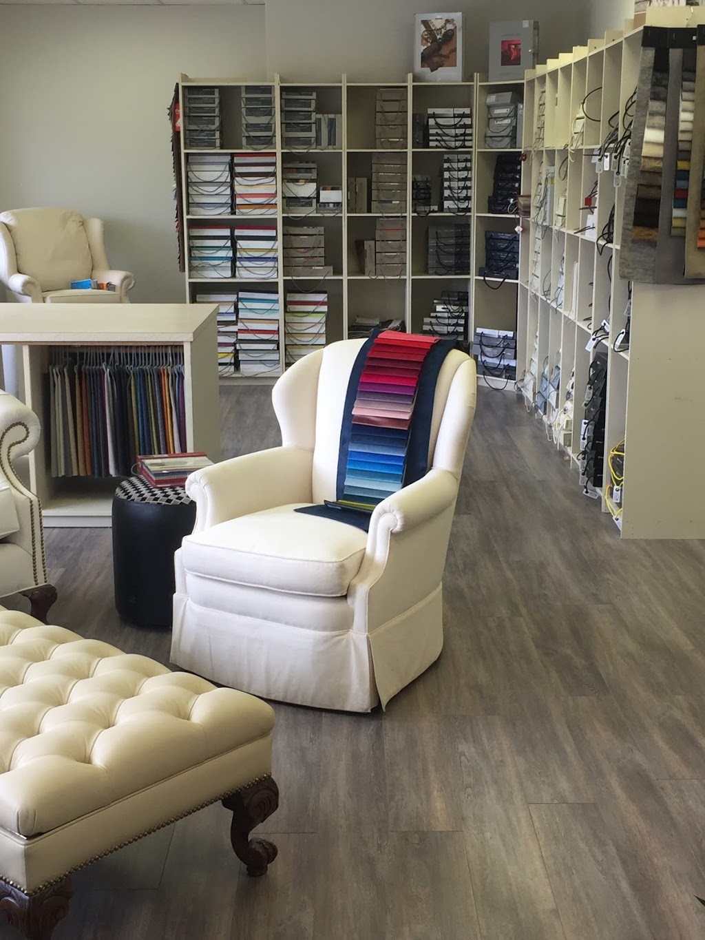 Meubles Lorenz Furniture | 9382 Boulevard Viau, Saint-Léonard, QC H1R 3B5, Canada | Phone: (514) 255-3651