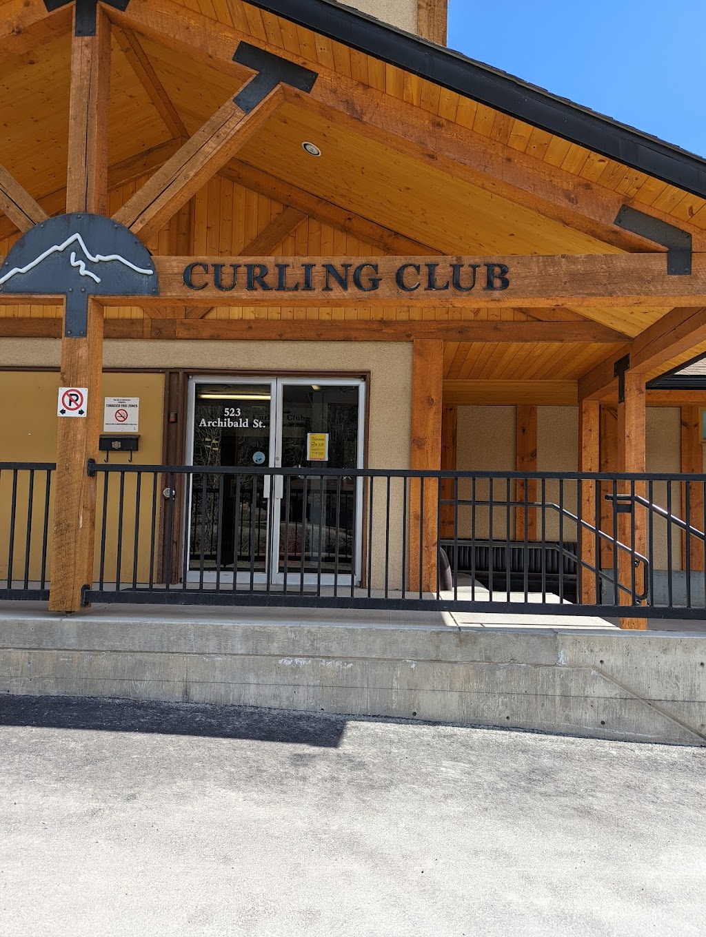Kimberley Curling Club | 523 Archibald St, Kimberley, BC V1A, Canada | Phone: (250) 427-2591