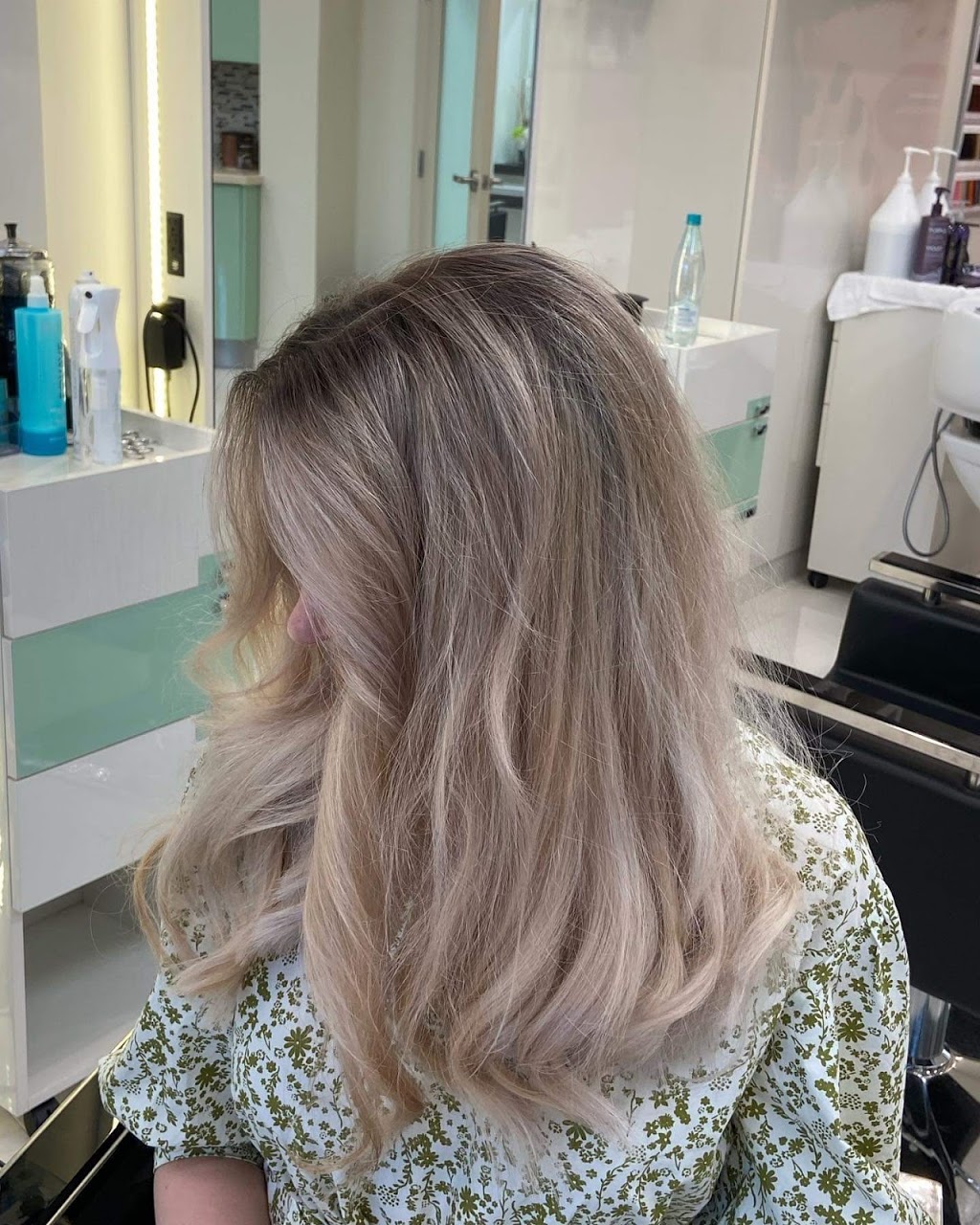 Ronis Hair Salon | 1480 Major MacKenzie Dr W Unit E6, Maple, ON L6A 4H6, Canada | Phone: (905) 553-3550