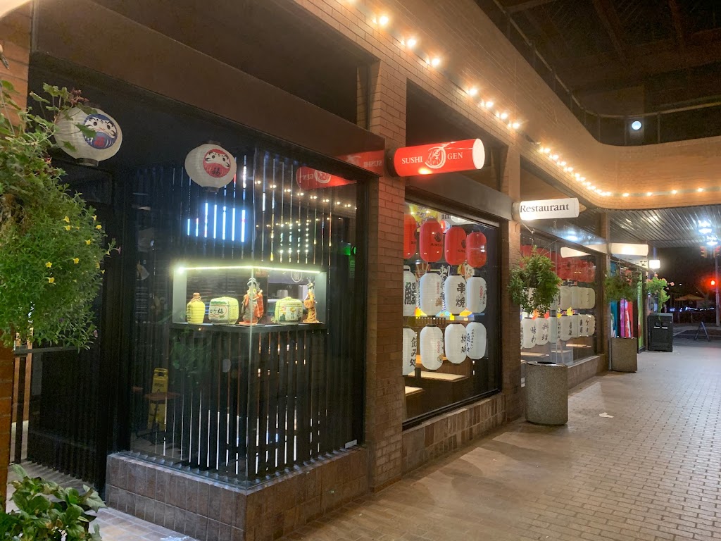 Sushi Gen | 1560 Yonge St Unit #118, Toronto, ON M4T 2S9, Canada | Phone: (416) 921-3388