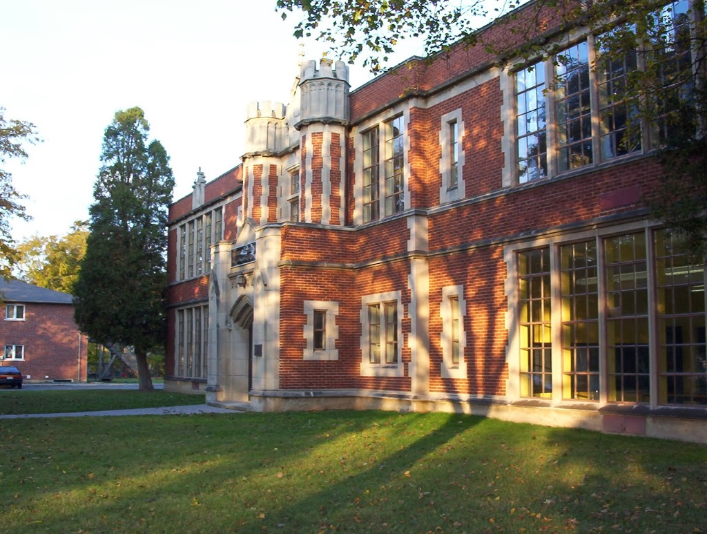 Yeshiva Of Hamilton | 235 Bowman St, Hamilton, ON L8S 2T9, Canada | Phone: (289) 335-0492