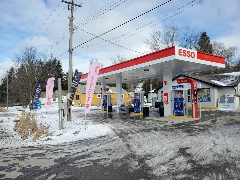Esso gas station brantford hwy | 1817 Brantford Hwy, Cambridge, ON N1R 5S6, Canada | Phone: (416) 655-1779