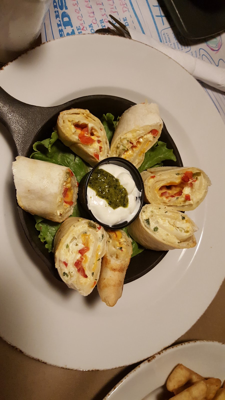 Montanas | 1221 St Marys Rd, Winnipeg, MB R2M 5E5, Canada | Phone: (204) 254-2128