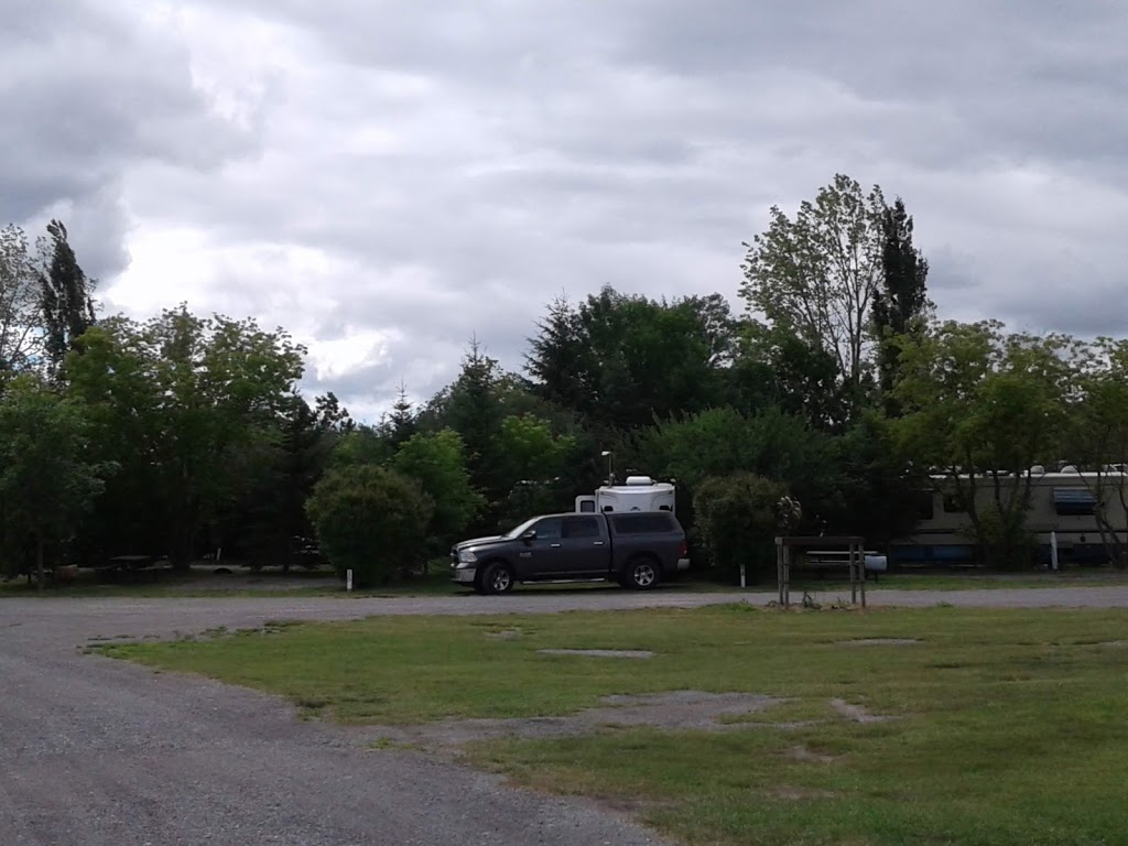Comfort Plus Campground | Hwy 1 E, Regina, SK S4N 2G6, Canada | Phone: (306) 781-2810