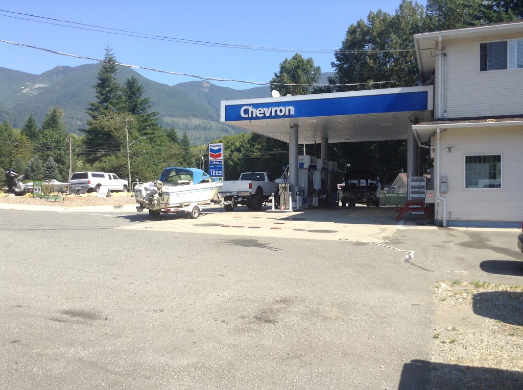Chevron | 43740 Lougheed Hwy, Lake Errock, BC V0M 1N0, Canada | Phone: (604) 826-3462