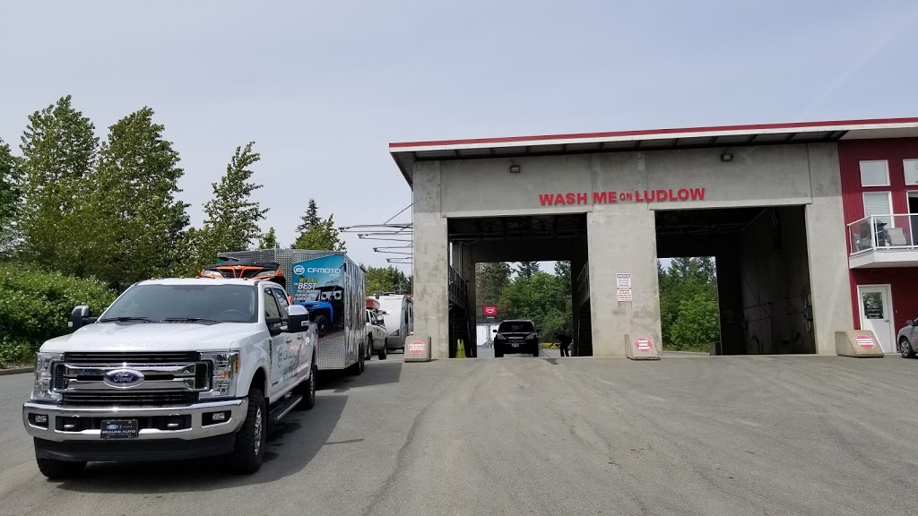 WASH ME on LUDLOW | 930 Ludlow Rd, Ladysmith, BC V9G 1A1, Canada | Phone: (250) 210-3204