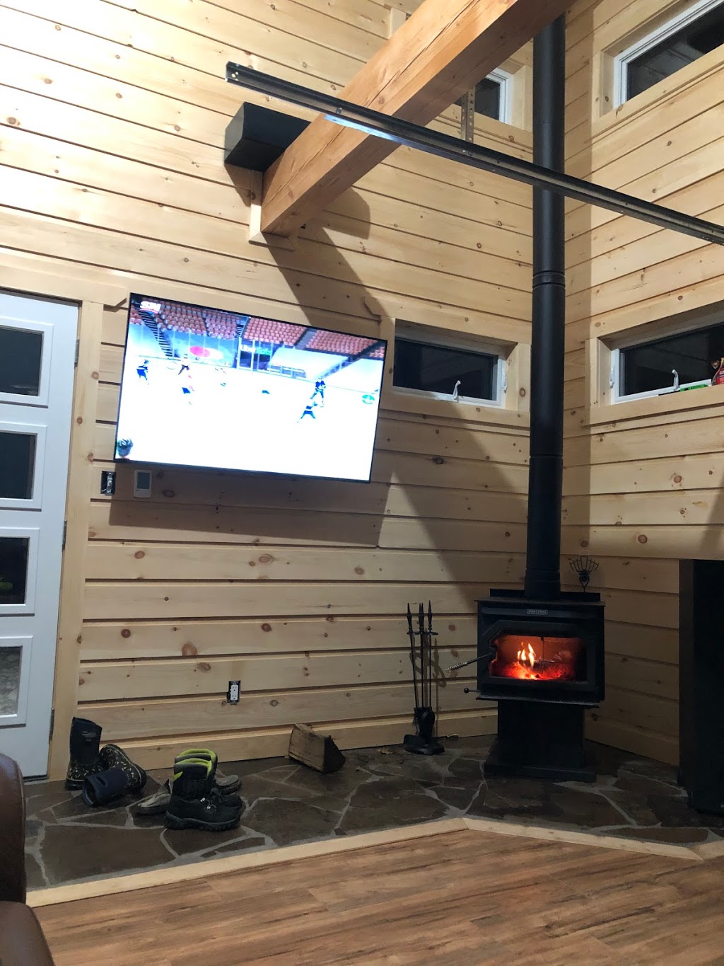 Eagle Ridge Contracting Inc | 2166 Raynor Ct, Innisfil, ON L9S 2C4, Canada | Phone: (905) 955-0650