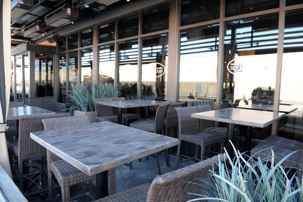Browns Socialhouse Rochdale | 1065 Stockton St, Regina, SK S4X 4V3, Canada | Phone: (306) 789-4505