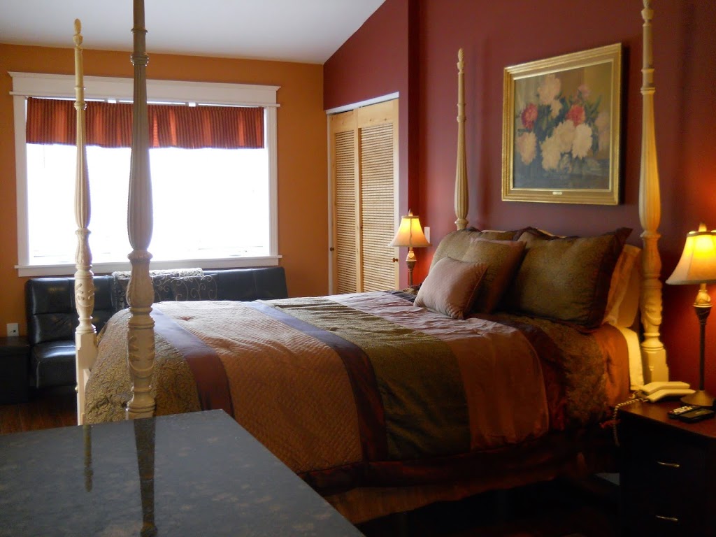 Grant House Bed & Breakfast | 447 North St, Beaverton, ON L0K 1A0, Canada | Phone: (705) 426-1296