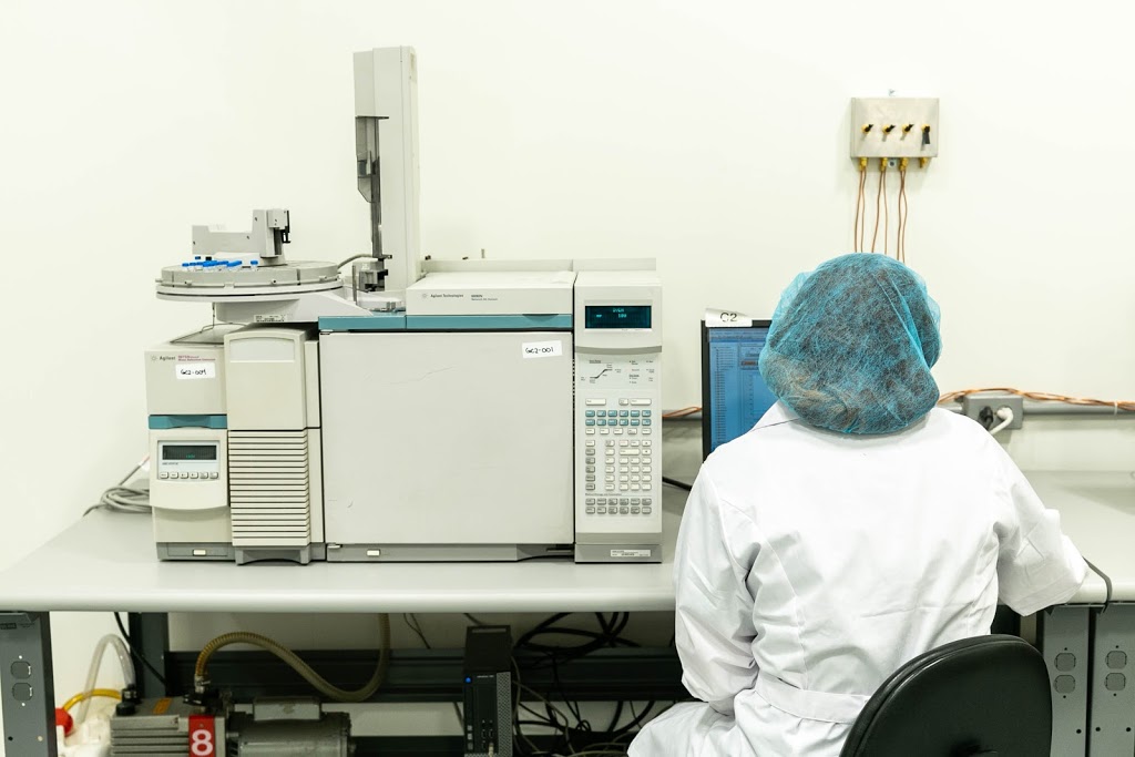 Dvine Laboratories Inc | 423 Kawartha Lakes County Rd 36, Lindsay, ON K9V 4R3, Canada | Phone: (905) 233-2486