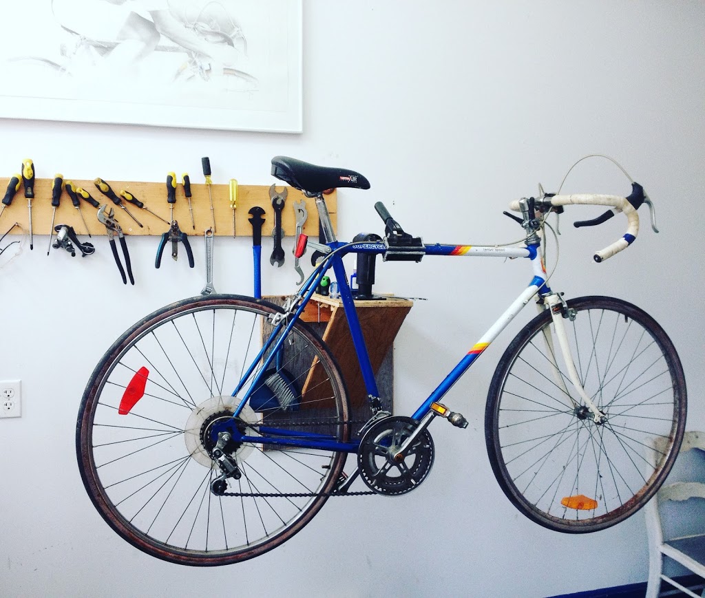 LUNENBURG BIKE SHOP - Rhumb Line Bicycles | 151 Montague St, Lunenburg, NS B0J 2C0, Canada | Phone: (902) 521-6115