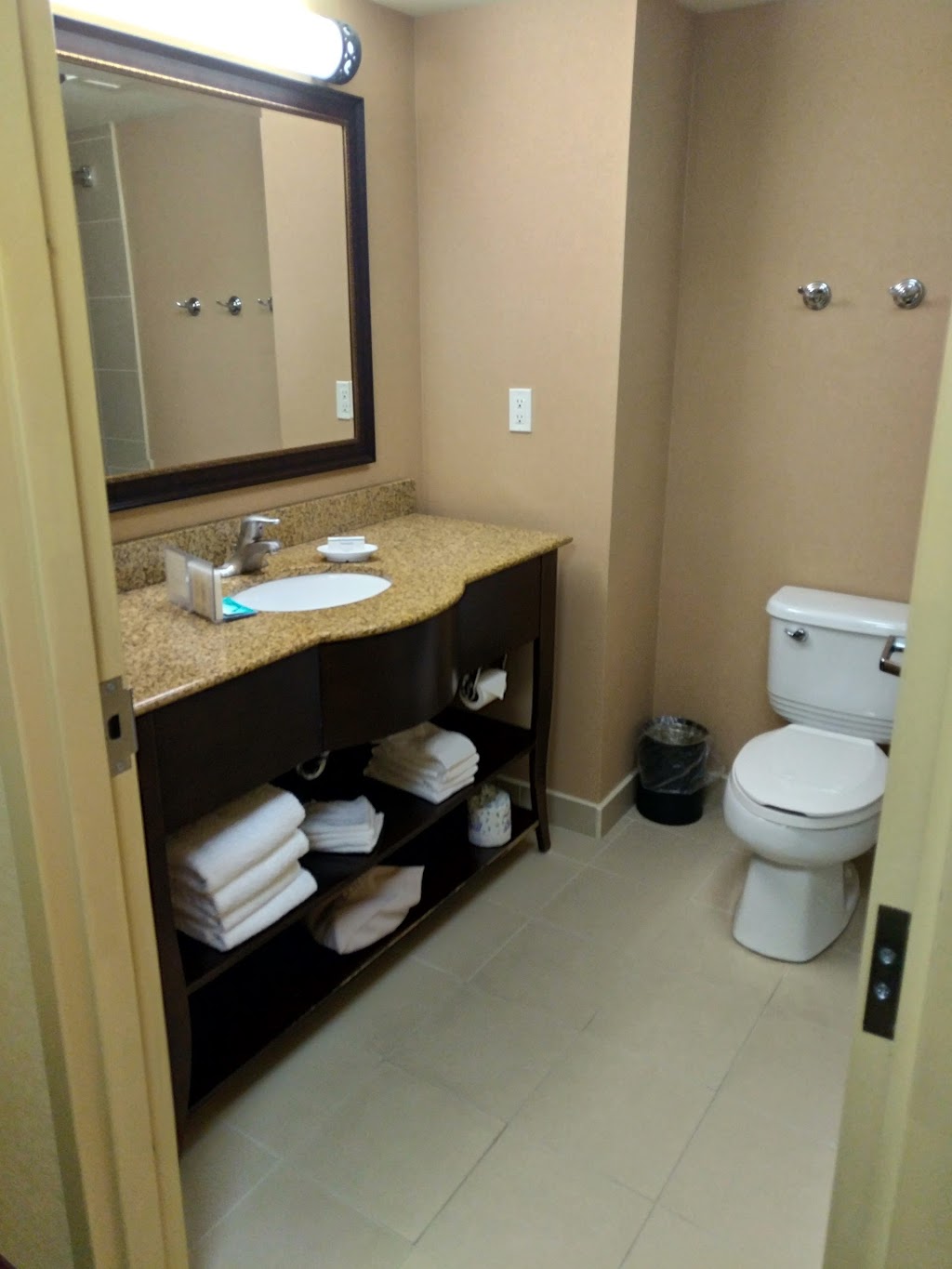 Hampton Inn Sudbury, Ontario | 2280 Regent St, Sudbury, ON P3E 0B4, Canada | Phone: (705) 523-5200
