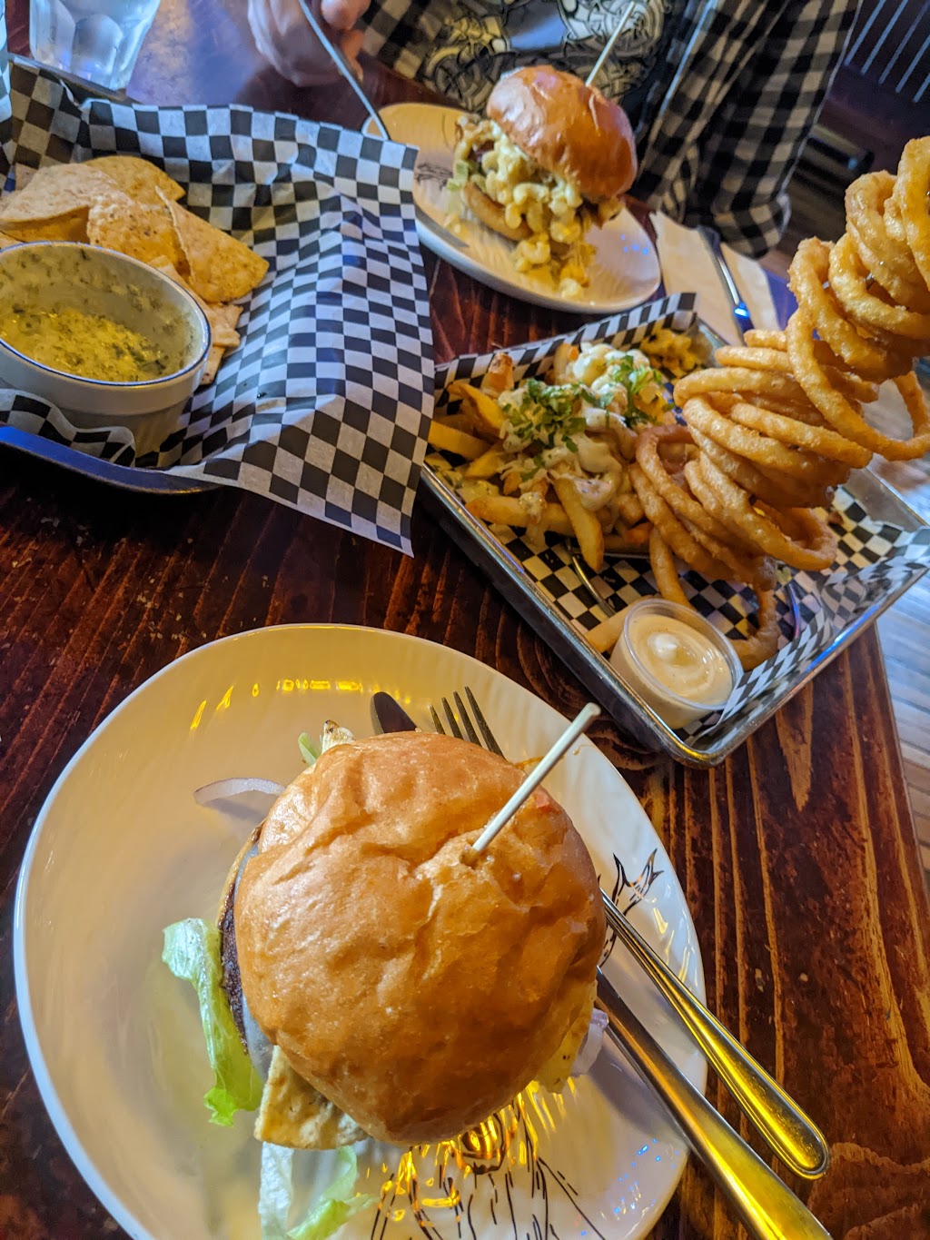 Backwoods Burger - Craft Beer Cookhouse | 1327 Port Hill Station Rd, Tyne Valley, PE C0B 2C0, Canada | Phone: (902) 831-2756