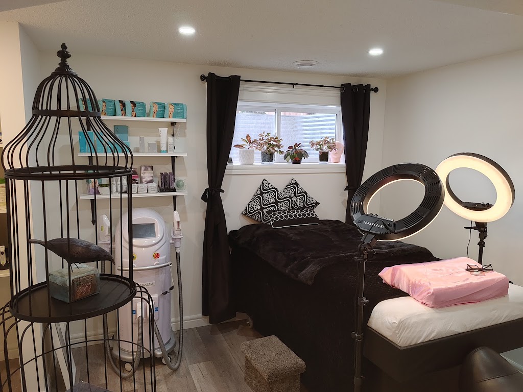 Pretty Please! The Lash & Laser Studio | 42 Tonewood Blvd, Spruce Grove, AB T7X 0Z3, Canada | Phone: (587) 298-1288