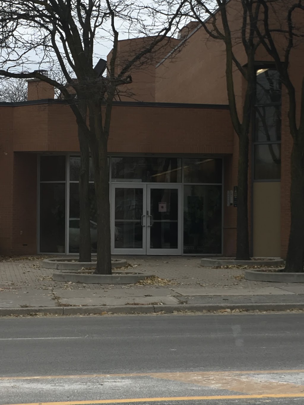 Toronto Public Library - Armour Heights Branch | 2140 Avenue Rd, North York, ON M5M 4M7, Canada | Phone: (416) 395-5430