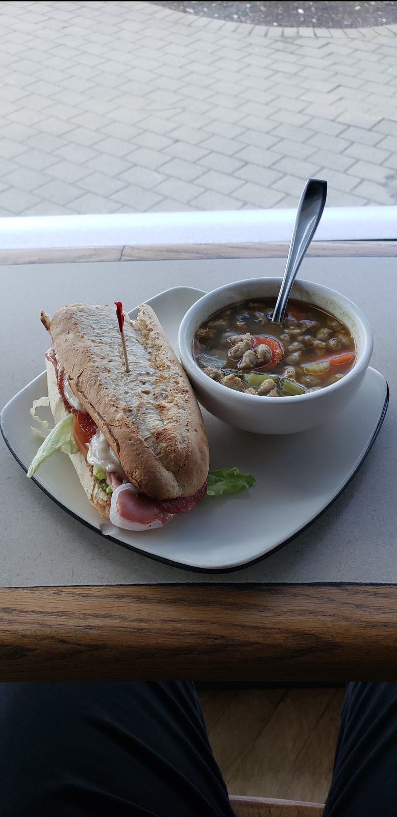 Pepperoni Cafe | 6388 120 St, Surrey, BC V3X 3K1, Canada | Phone: (604) 594-7777