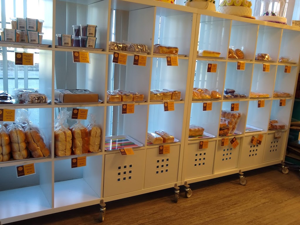 Goldilocks Bakeshop | 3728 N Fraser Way #101, Burnaby, BC V5J 5G1, Canada | Phone: (604) 736-7744