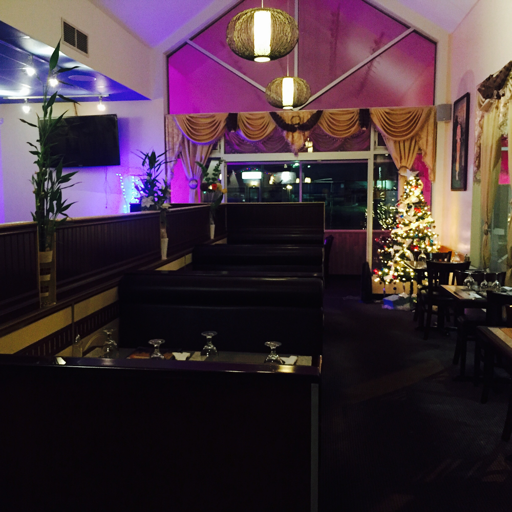 Delices Du Cambodge | 991 Boulevard Gilles Villeneuve, Berthierville, QC J0K 1A0, Canada | Phone: (450) 836-7272