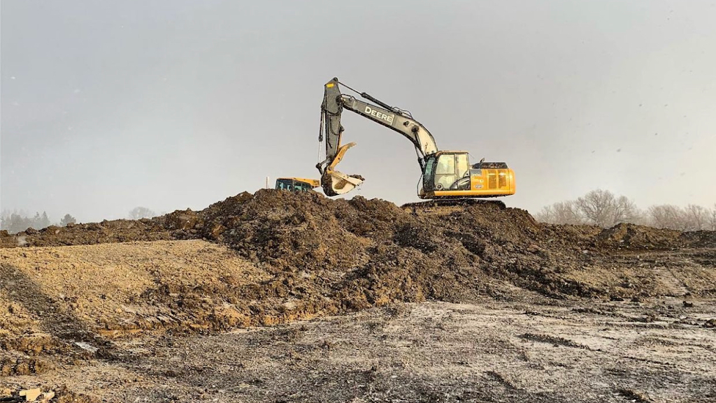 McLab Excavation - Installation Septique | 344 Rue des Étoiles, Saint-Hippolyte, QC J8A 0L7, Canada | Phone: (450) 367-6090