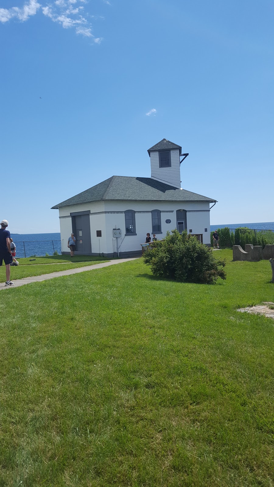 HI-Tibbets Point Lighthouse Hostel | 33439 County Rd 6, Cape Vincent, NY 13618, USA | Phone: (315) 654-3450