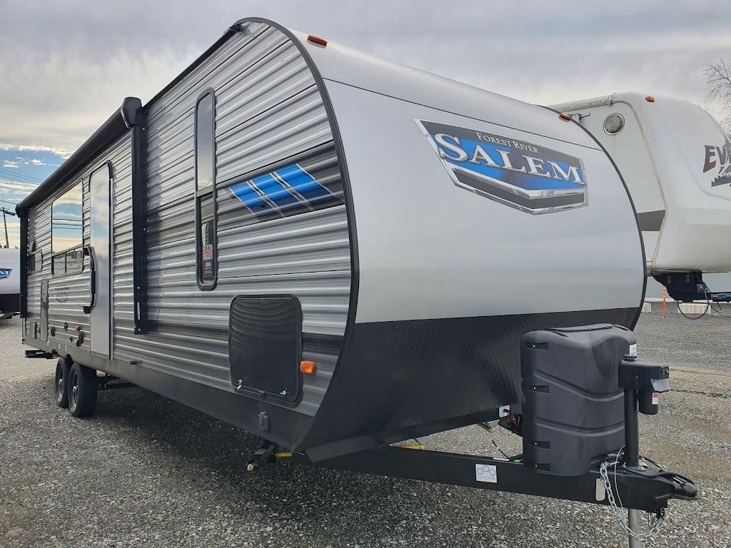 Marine & VR Beauce · Mégantic | 6435 Rue Salaberry, Lac-Mégantic, QC G6B 1J5, Canada | Phone: (866) 996-8875