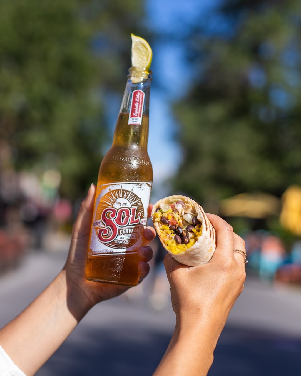 M4 Burritos Trois-Rivières | 3540 Bd des Forges, Trois-Rivières, QC G8Y 5H5, Canada | Phone: (819) 372-0033