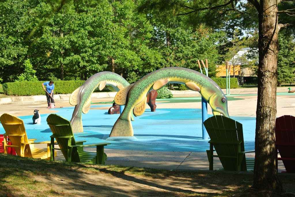 Splash Island | 2000 Meadowvale Rd, Toronto, ON M1B 5K7, Canada | Phone: (416) 392-5929