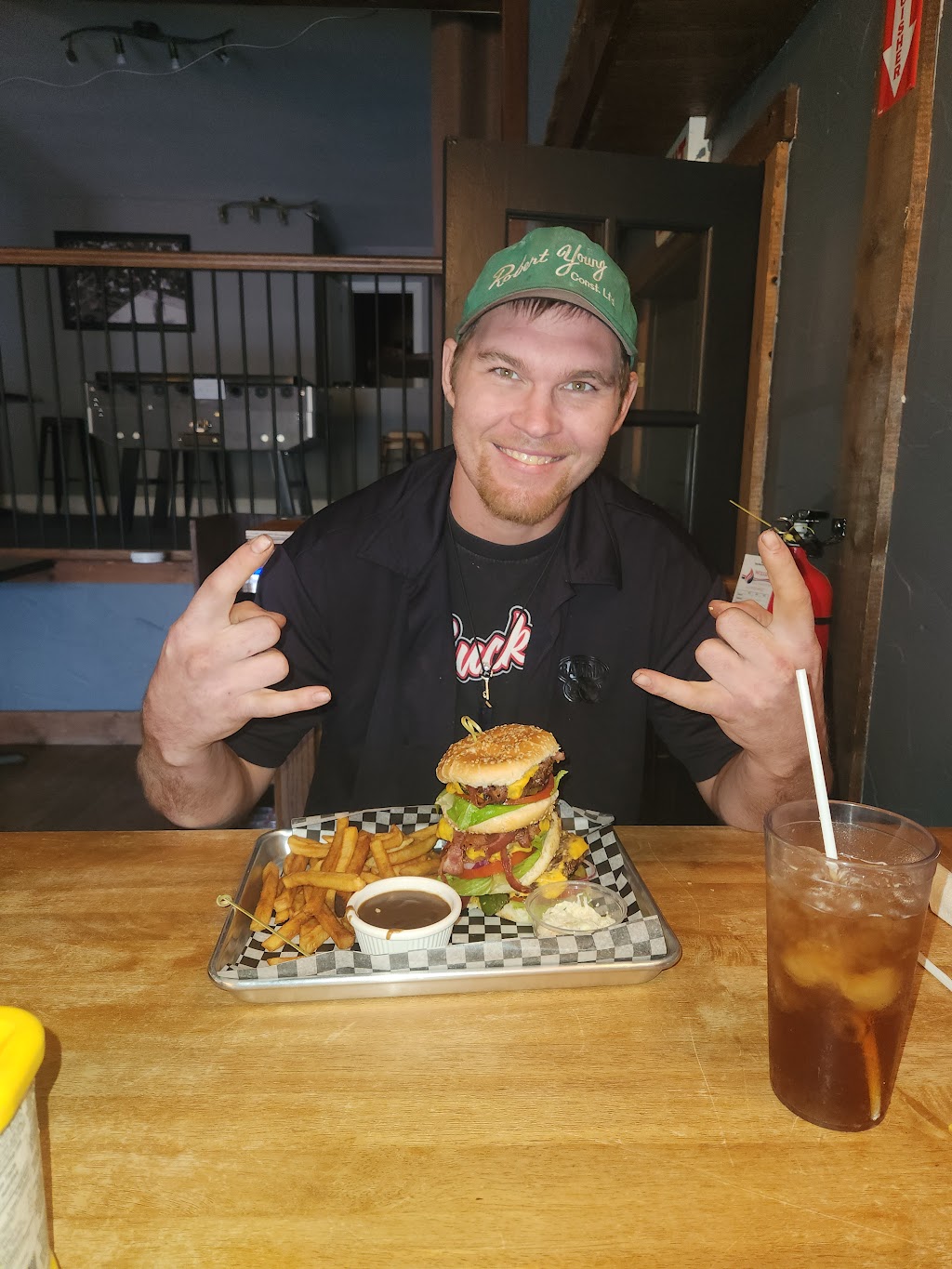 The Mighty Crowe Bar & Grill | 239 Station Rd, Marmora, ON K0K 2M0, Canada | Phone: (613) 472-5555