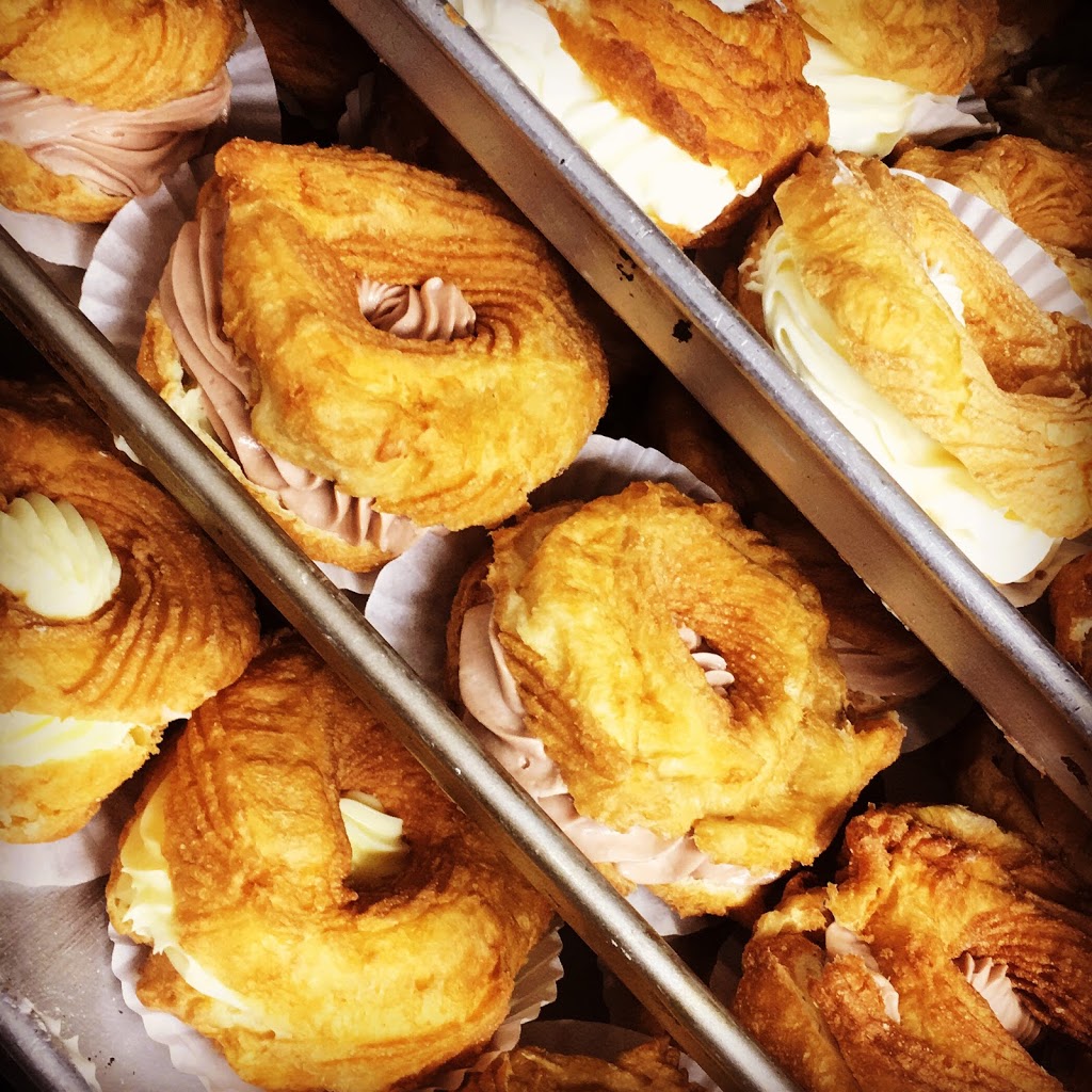Pâtisserie Boulangerie Vimont | 2799 Boulevard René-Laennec, Laval, QC H7K 3T8, Canada | Phone: (450) 629-2324