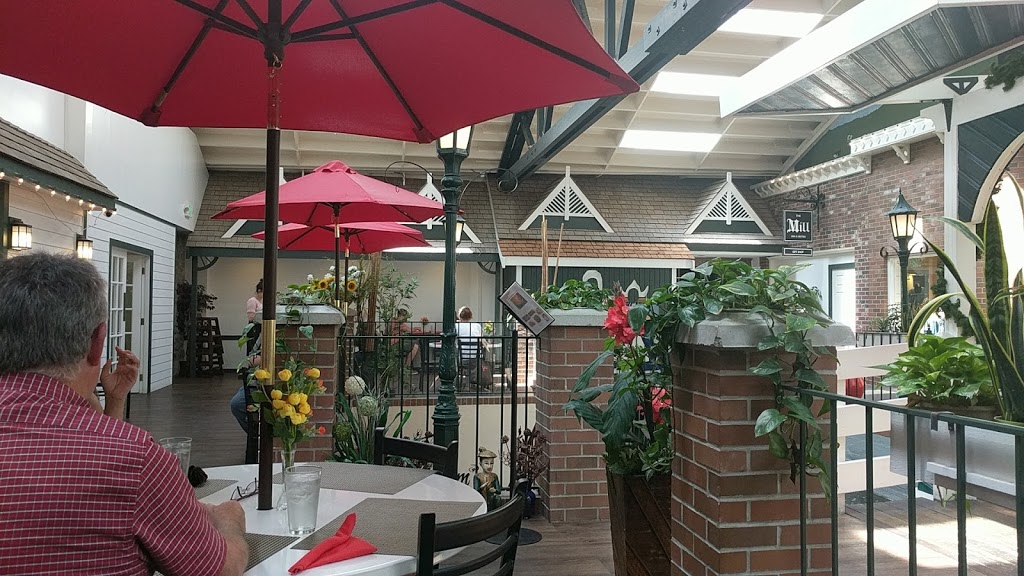 Chandara House - Authentic Thai Cuisine | 655 Front St STE 10, Lynden, WA 98264, USA | Phone: (360) 393-3068