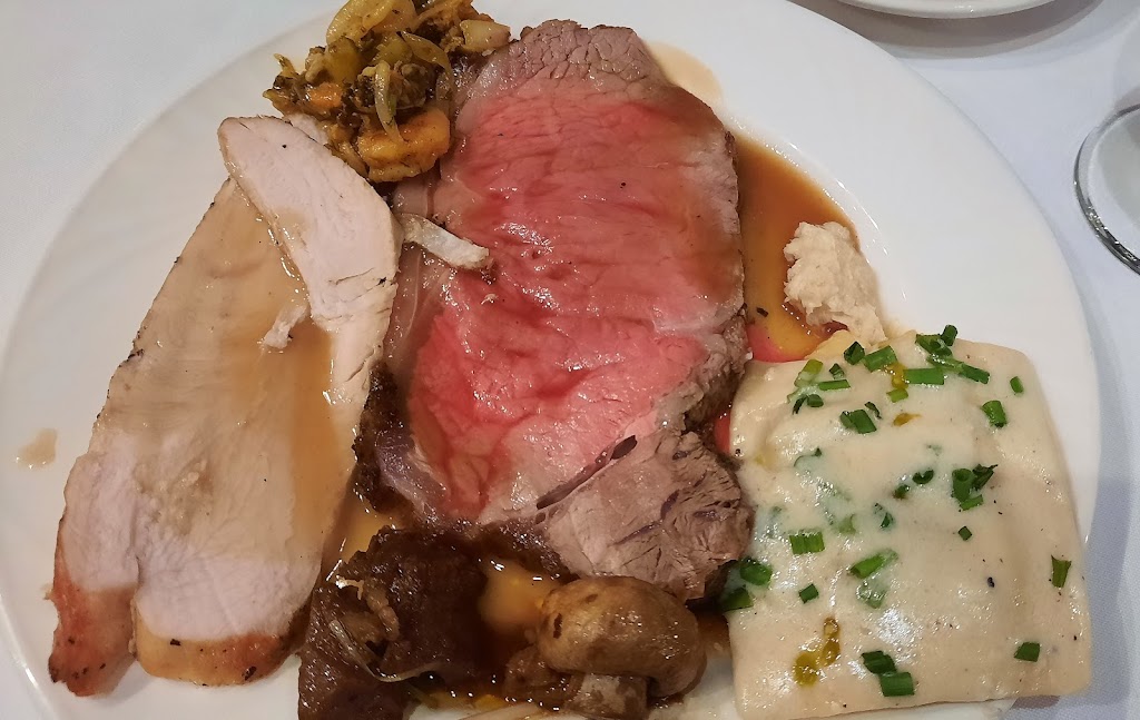 Old Mill Toronto Restaurant | 21 Old Mill Rd, Etobicoke, ON M8X 1G5, Canada | Phone: (416) 207-2020