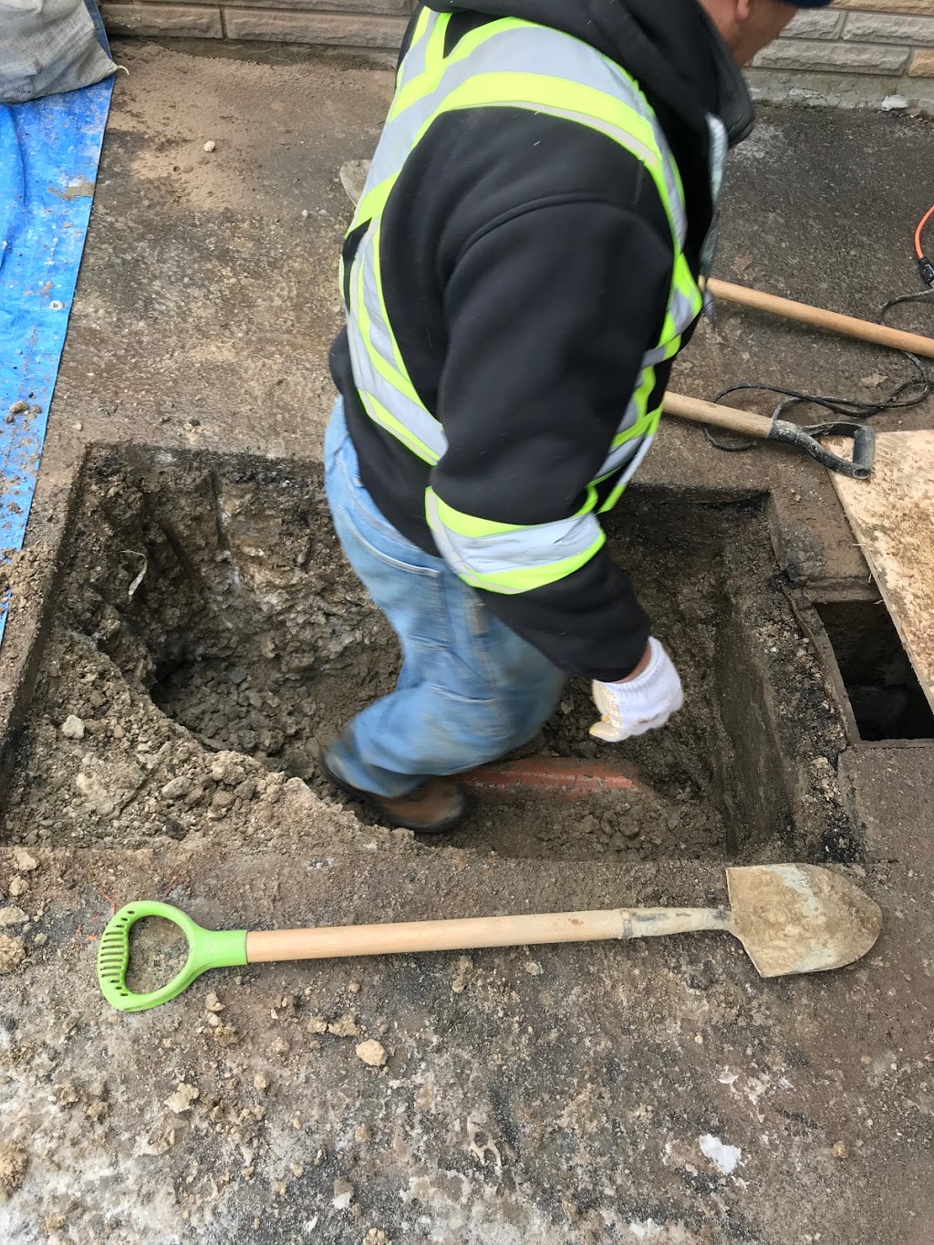 Local Drain Experts - Drain Cleaning & Clogged Drain Service | home goods store | 1180 Dorval Dr Unit 118, Oakville, ON L6M 3G1, Canada | 6477943303 OR +1 647-794-3303
