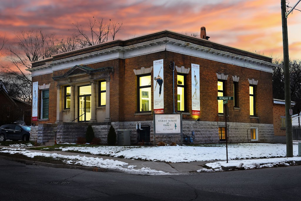 Oxford School Of Dance | 156 Victoria St, Ingersoll, ON N5C 2N1, Canada | Phone: (519) 425-1888