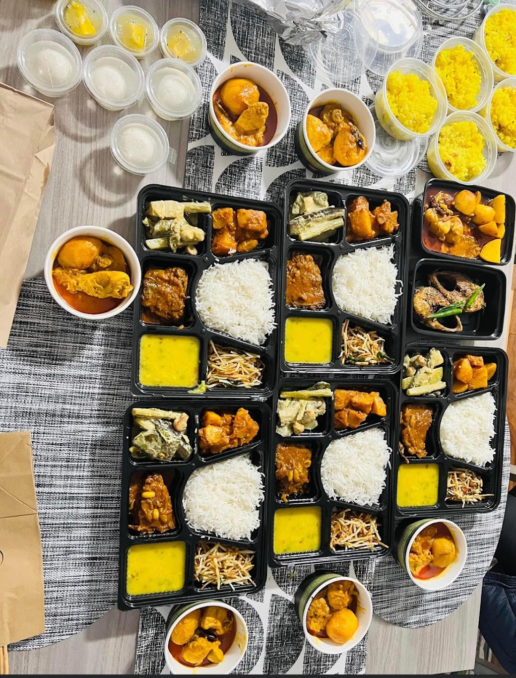 Kolkata Kitchen | 60 Fairwood Cir, Brampton, ON L6R 0Y6, Canada | Phone: (437) 265-5282