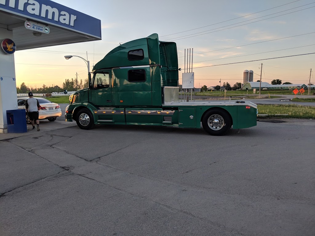 Ultramar | 992 Burton Rd, Vars, ON K0A 3H0, Canada | Phone: (613) 443-2853