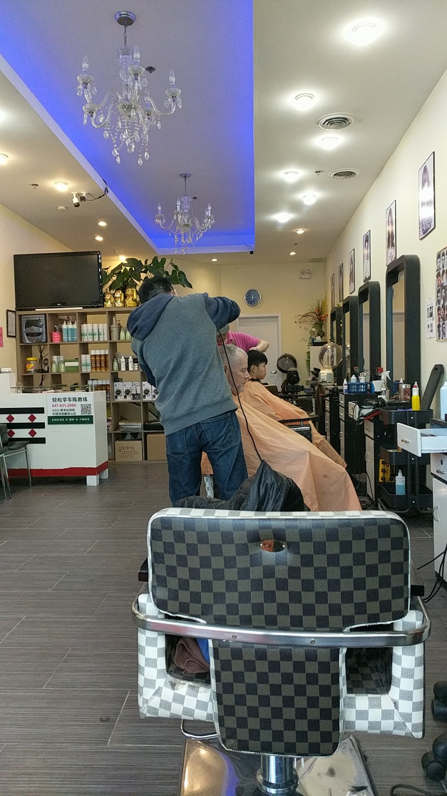 A One Hair Salon | 1003-32 South Unionville Ave, Markham, ON L3R 9S6, Canada | Phone: (647) 676-7999