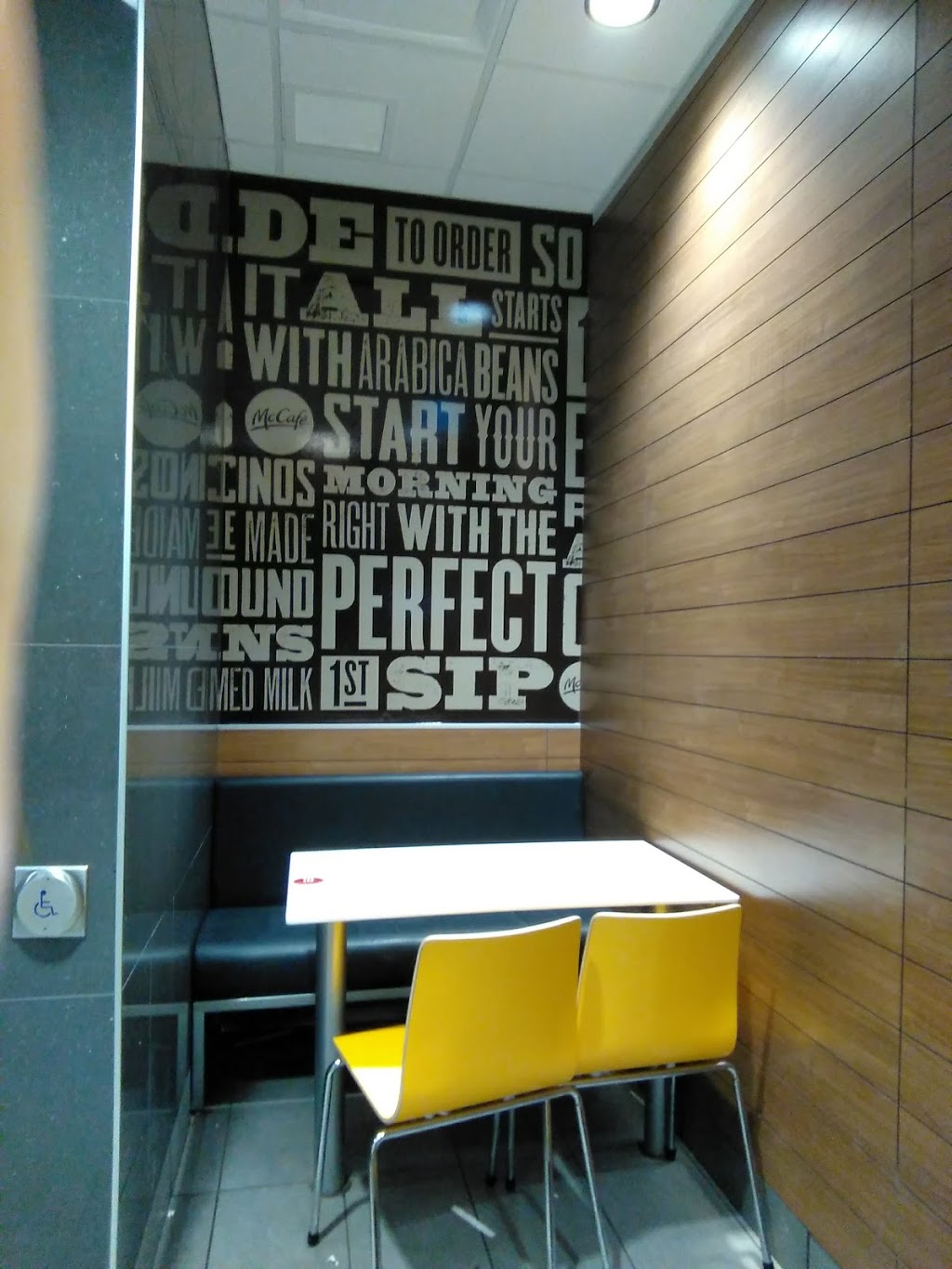 McDonalds | 11 Devonshire Dr, Winnipeg, MB R2C 4K7, Canada | Phone: (204) 949-0789