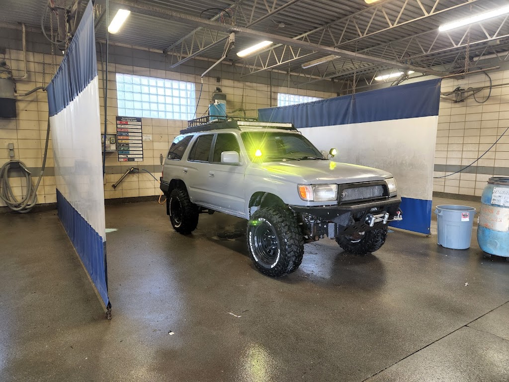 Victoria Ave Car & Pet Wash | 1200 Cranbrook St N, Cranbrook, BC V1C 4H8, Canada | Phone: (250) 417-1619