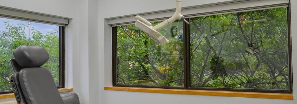 Greenbank Dental | 139 Greenbank Rd #204, Nepean, ON K2H 9A5, Canada | Phone: (613) 596-1272