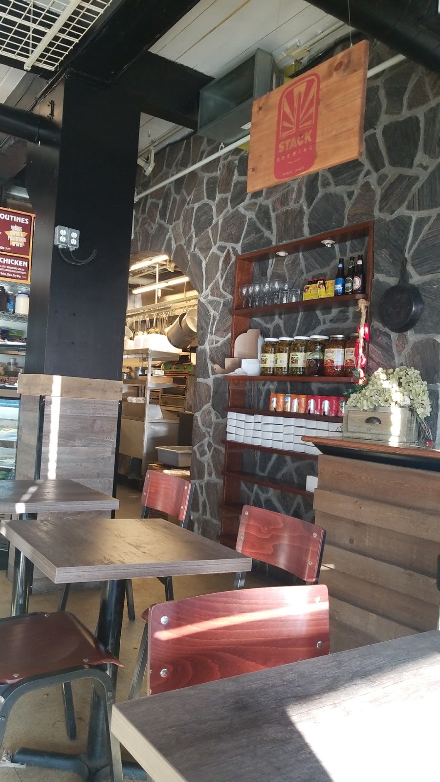 Vespa Street Kitchen | 359 Riverside Dr, Sudbury, ON P3E 1H5, Canada | Phone: (705) 675-3300
