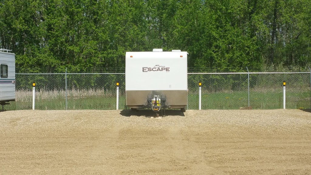 M&J R.V. Storage | 1017 Yellowhead Hwy, Carvel, AB T0E 0H0, Canada | Phone: (780) 970-1220