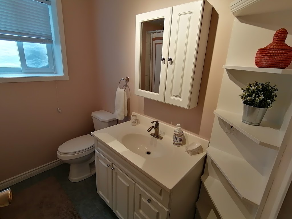 Chalet Acadia | 1628 Chemin Massie, Saint-Adolphe-dHoward, QC J0T 2B0, Canada | Phone: (514) 577-6461