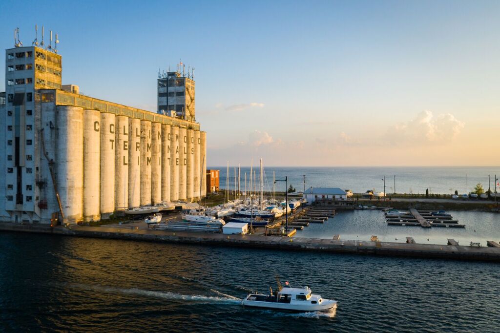 Collingwood Adventure Voyages | 45 Heritage Dr, Collingwood, ON L9Y 0E8, Canada | Phone: (705) 444-9451