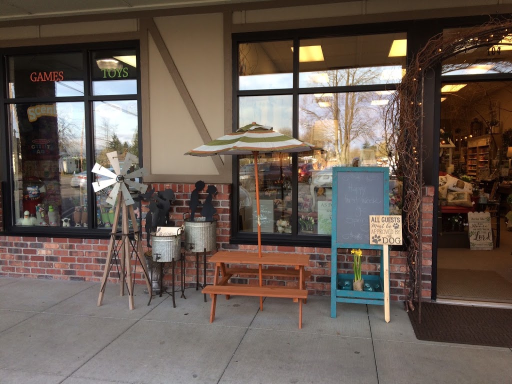 Surroundings Home, Gifts and Garden | 1758 Front St #104, Lynden, WA 98264, USA | Phone: (360) 354-3101