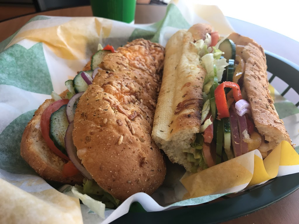 Restaurant SUBWAY | 121 Boulevard Laurier, Laurier-Station, QC G0S 1N0, Canada | Phone: (418) 728-4444