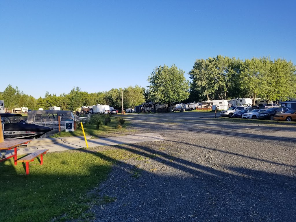 Camping APCD Drummondville (Centre plein air) | 4938 Boulevard Allard, Saint-Nicéphore, QC J2A 2S3, Canada | Phone: (819) 477-0389