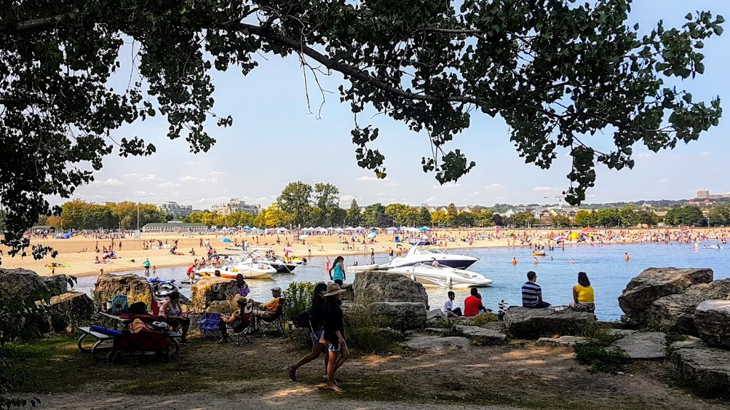 Woodbine Beach Park | 1675 Lake Shore Blvd E, Toronto, ON M4L 3W6, Canada