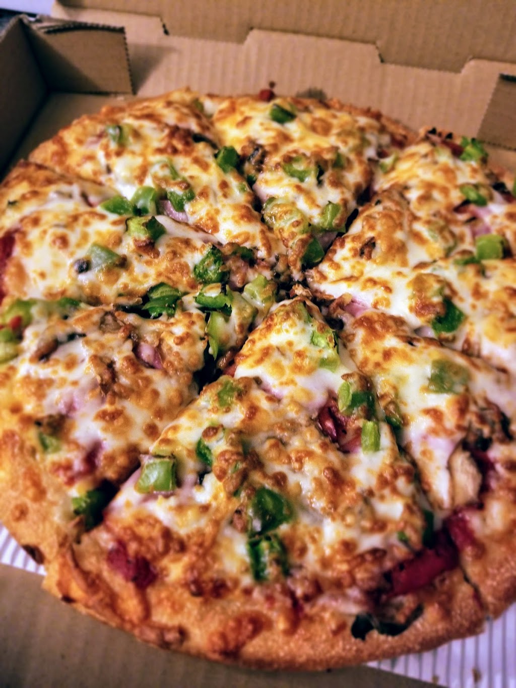 Pizza Lite | 288 Kinniburgh Blvd #101, Chestermere, AB T1X 0V8, Canada | Phone: (403) 292-0000