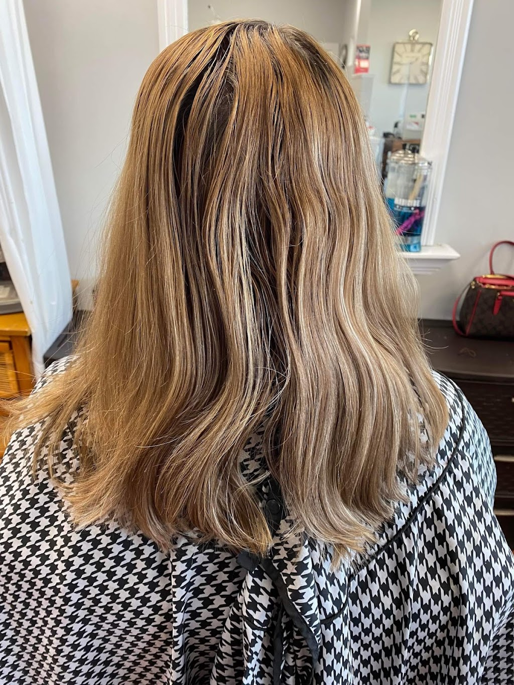 Checkers Hairport Ltd | 176 Hampton Rd, Quispamsis, NB E2E 4J8, Canada | Phone: (506) 847-1212