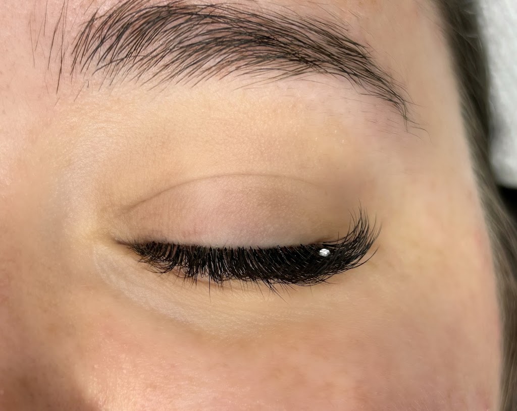 Lash Bar | 1048 Rue des Huards, Saint-Jérôme, QC J5L 0C7, Canada | Phone: (438) 379-7399